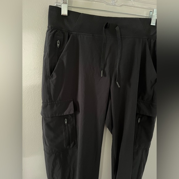 All in motion woman’s pants. Size S - Picture 11 of 12